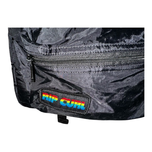 2 Mini Backpacks Rip Curl Rainbow & Kavu Whales - Picture 3 of 5